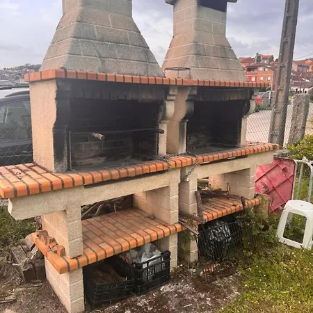 Bacelar - A Pie De Playa En Cangas * Aldán