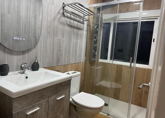 Bacelar - A Pie De Playa En Cangas * Aldán